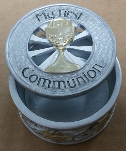 FIRST COMMUNION ROSARY BOX No. 40947